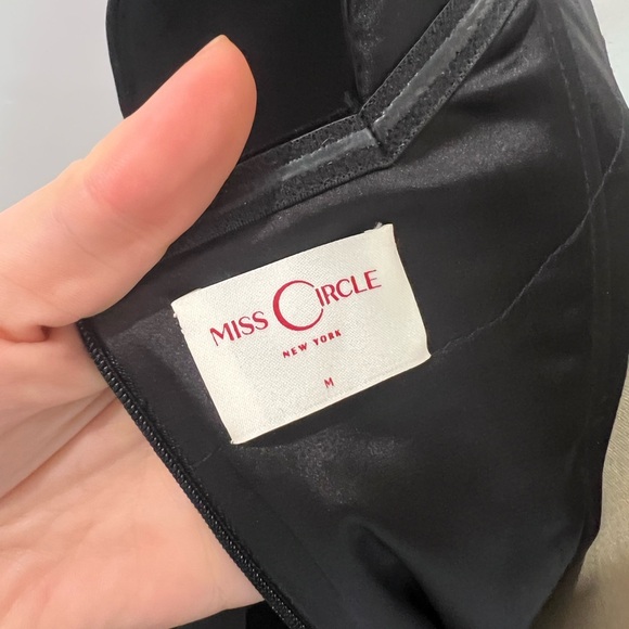 Echo Black Velvet Off-shoulder Pleated Mini Dress - Picture 9 of 10